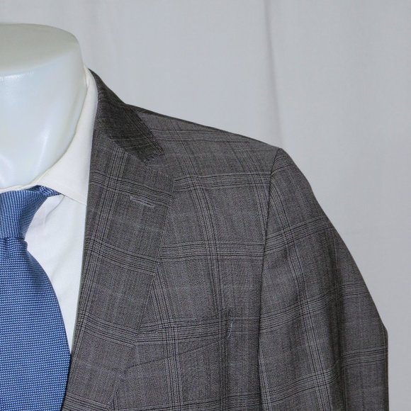 Hugo Boss Johnstons/Lenon Super 100 Current Gray Plaid Two Button Suit 38S